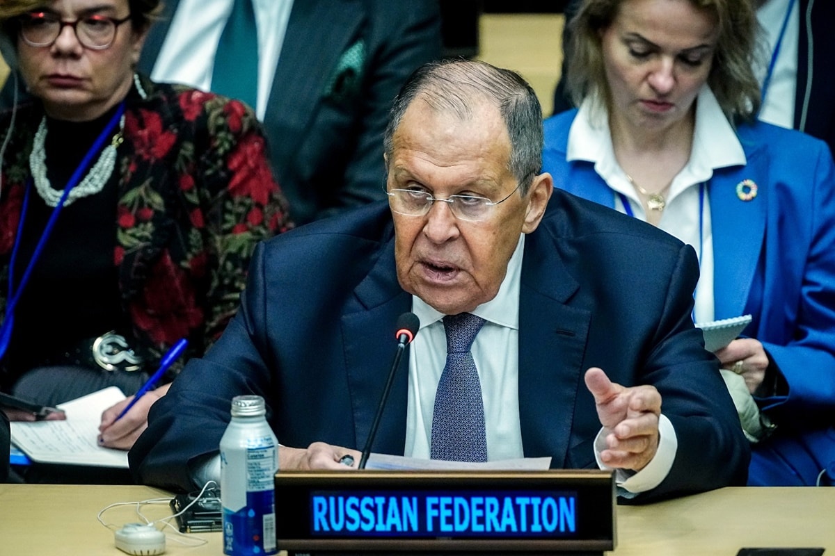 Rússia vê EUA como "rival" e critica pressão sobre América Latina