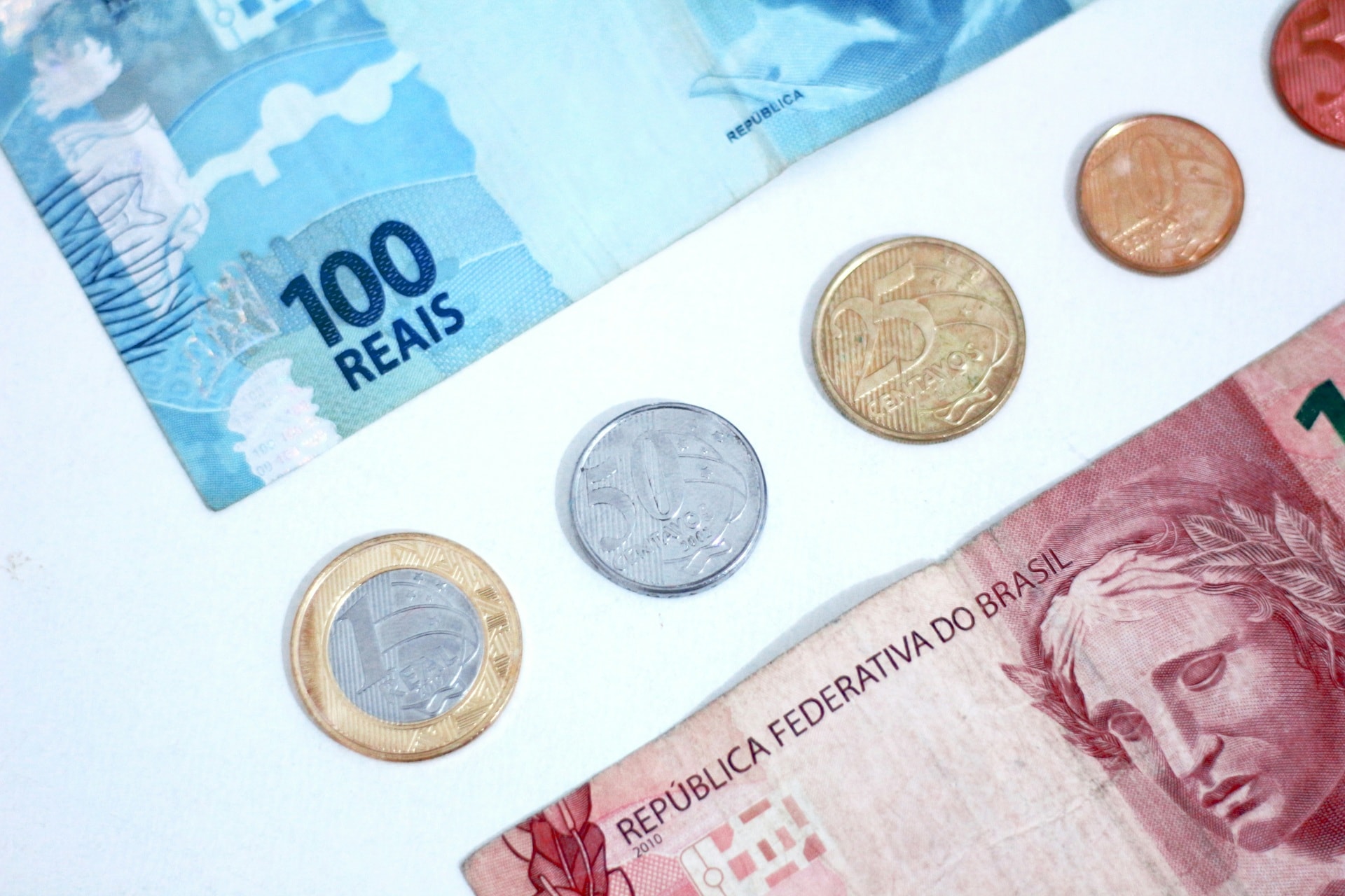 Títulos IPCA+ de longo prazo rendem em 1 dia mais de 3 meses de CDI