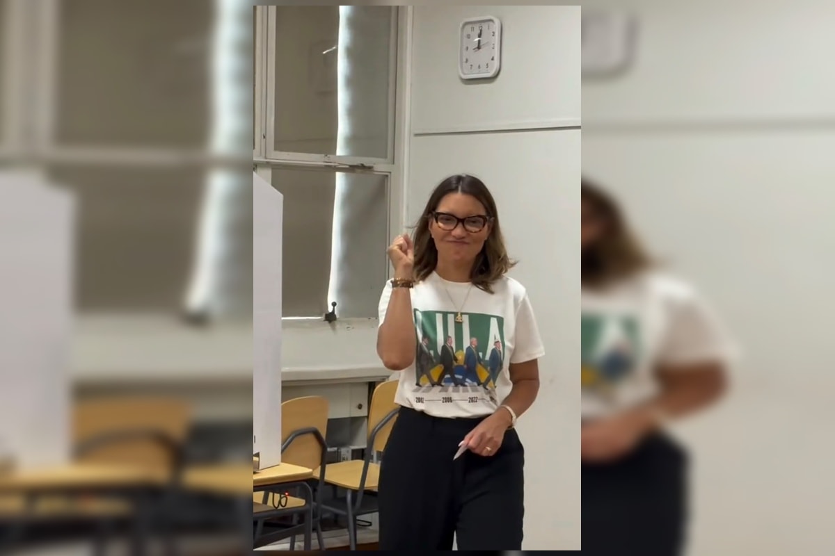 Primeira-dama Janja vota em São Paulo e faz o "L": "Pelo futuro do país"