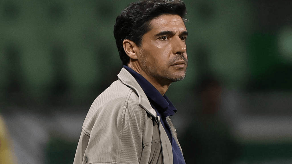 “No futebol brasileiro se pode ser tudo, menos Abel”, diz técnico do Palmeiras