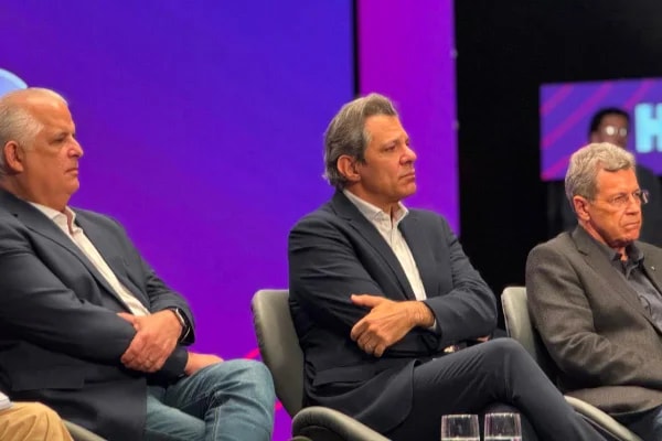 Haddad quer câmeras corporais de policiais com gravação contínua em SP