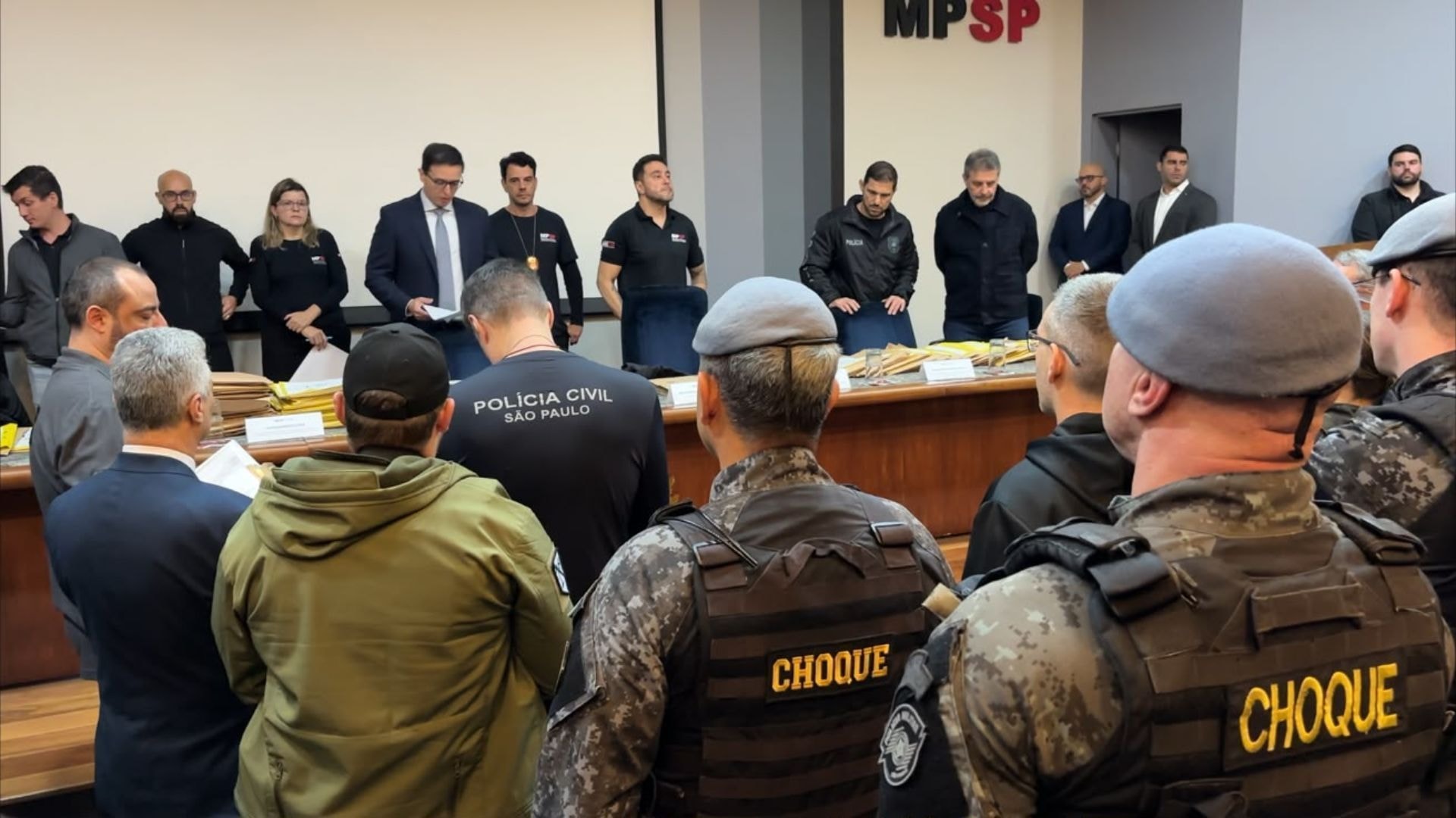 Polícia devolve cerca de 100 celulares a vítimas de roubo em SP
