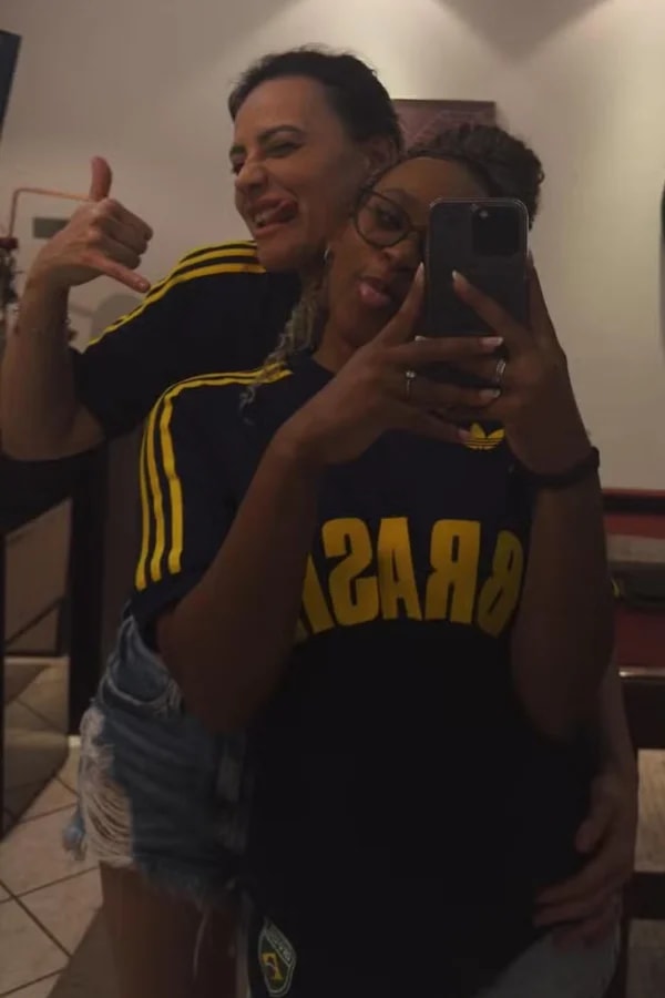 Rebeca Andrade aparece com empresária após equipe negar namoro
