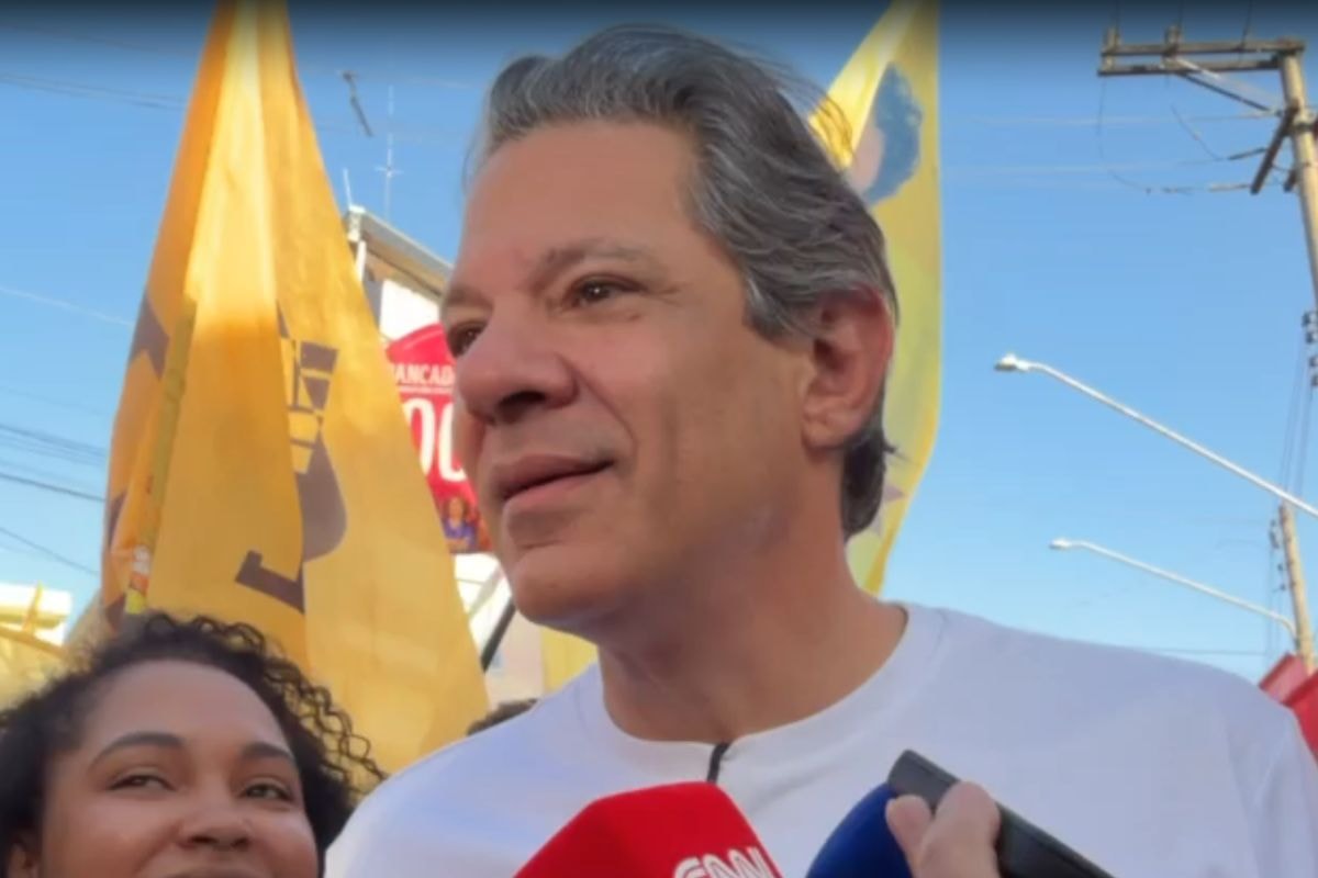 Haddad rejeita sugestão de impeachment a ministros do STF: "Cautela"