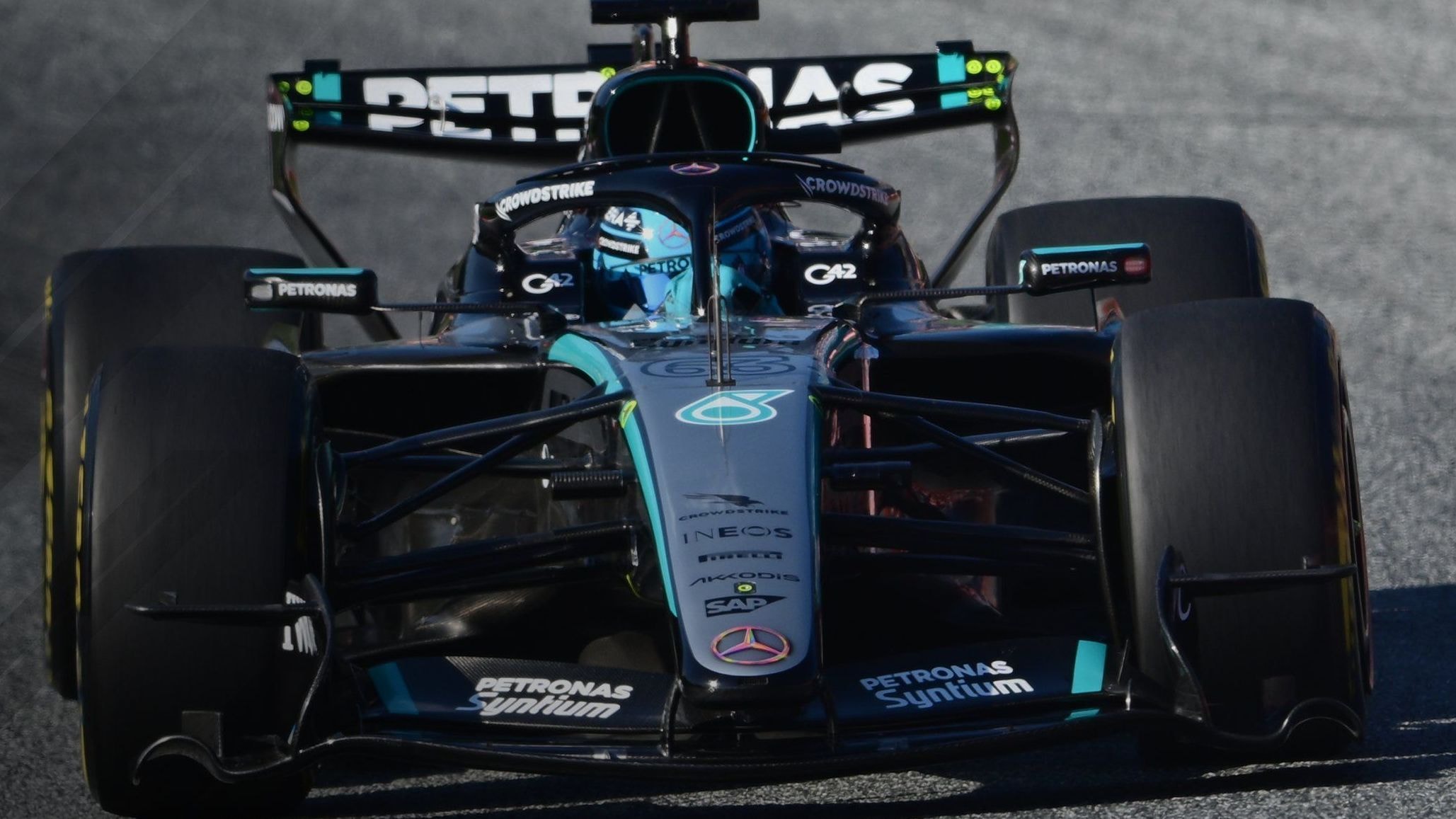 GP Áustria F1: Russell faz pole em quali polêmico; Bortoleto é 12º