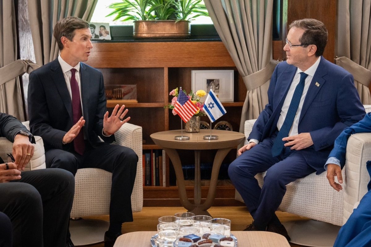 Enviado especial e genro de Trump se reúne com autoridades israelenses