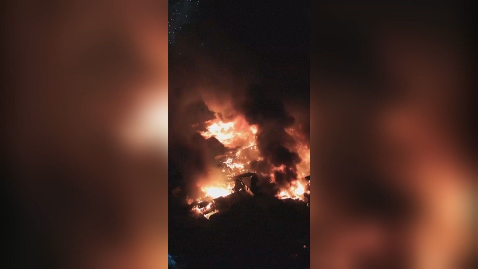 Incêndio em hotel na Índia deixa 21 pessoas mortas, diz polícia