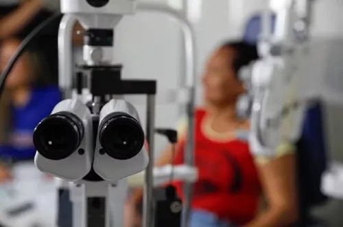 Carreta de Oftalmologia oferece consultas, exames e cirurgia de catarata gratuitos na Bahia