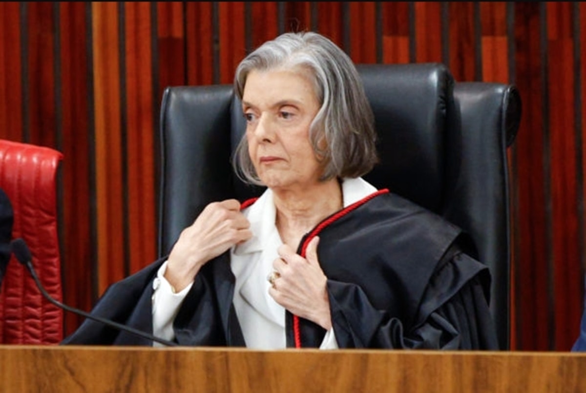 Cármen defende ética para juízes e fala sobre confiança da população. Vídeo