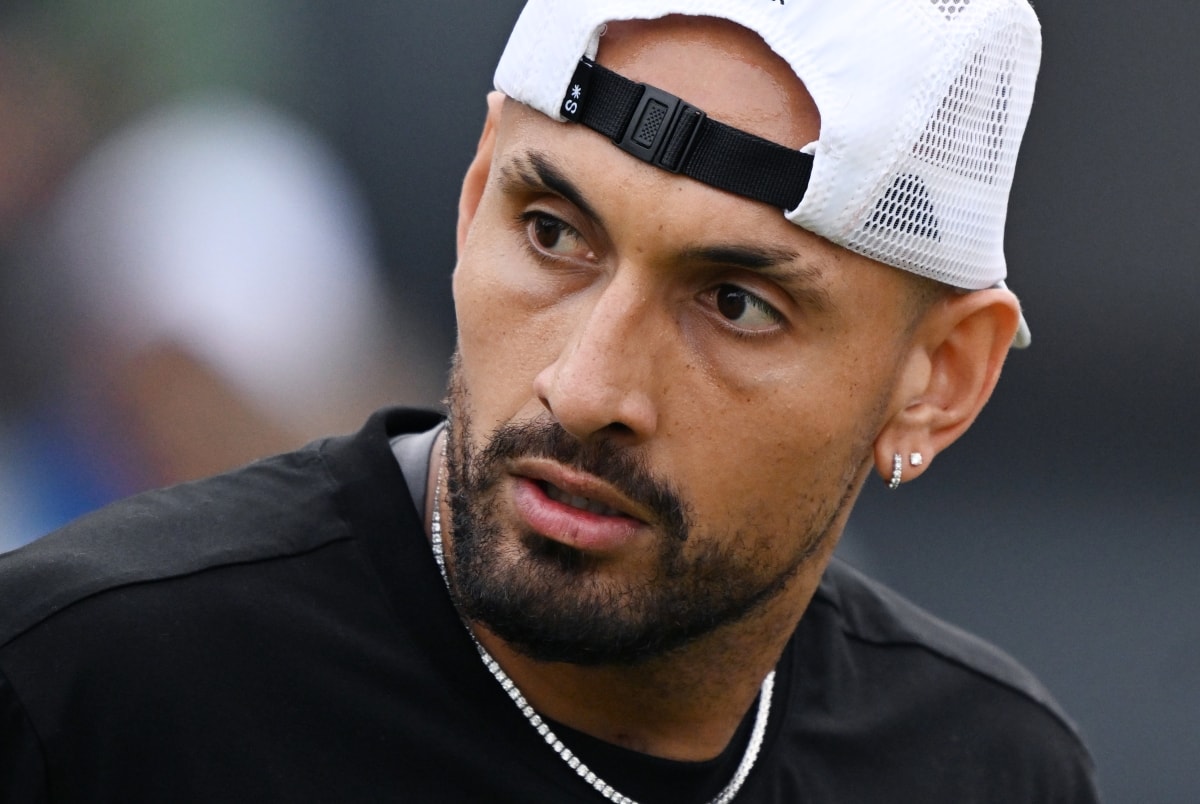 Tenista Nick Kyrgios é suspenso após testar positivo para cocaína