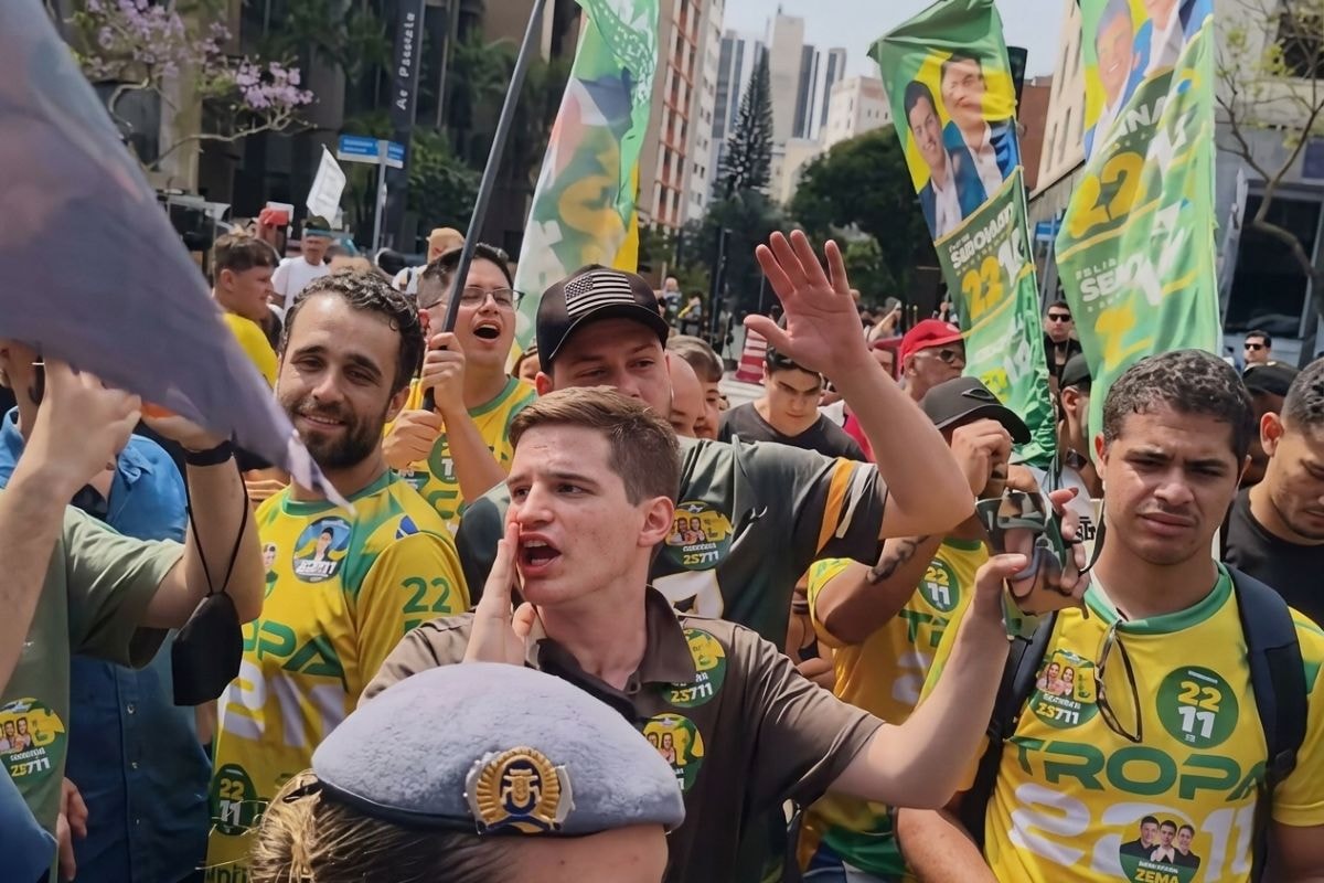 Vereador hostiliza Mara Gabrilli durante caminhada na Paulista com Caiado