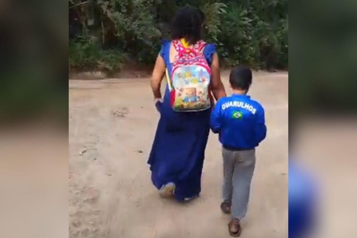 Guarulhos suspende van escolar para autistas e deputada aciona MPSP