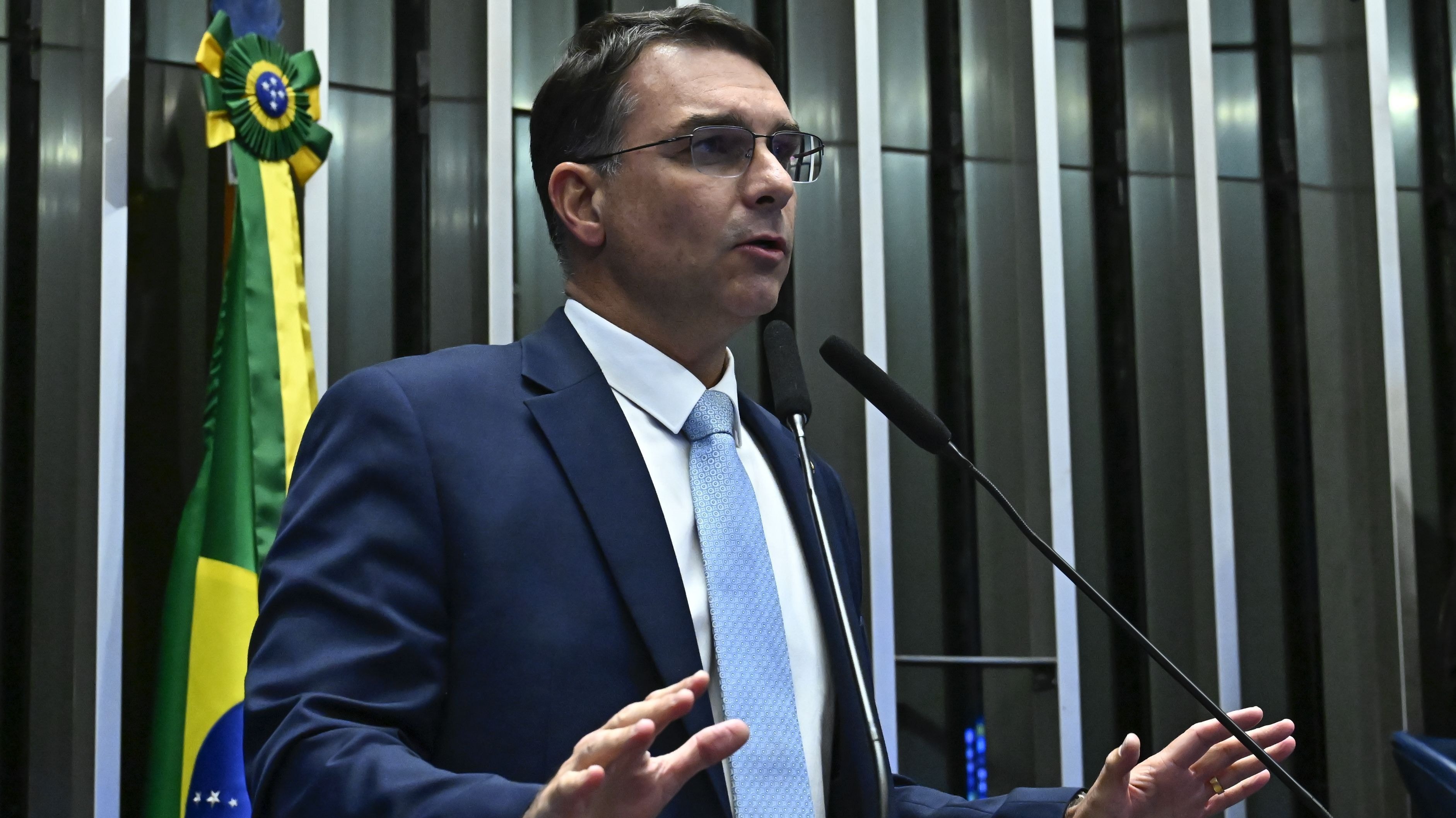 Entenda o caso Flávio-Vorcaro em 6 pontos