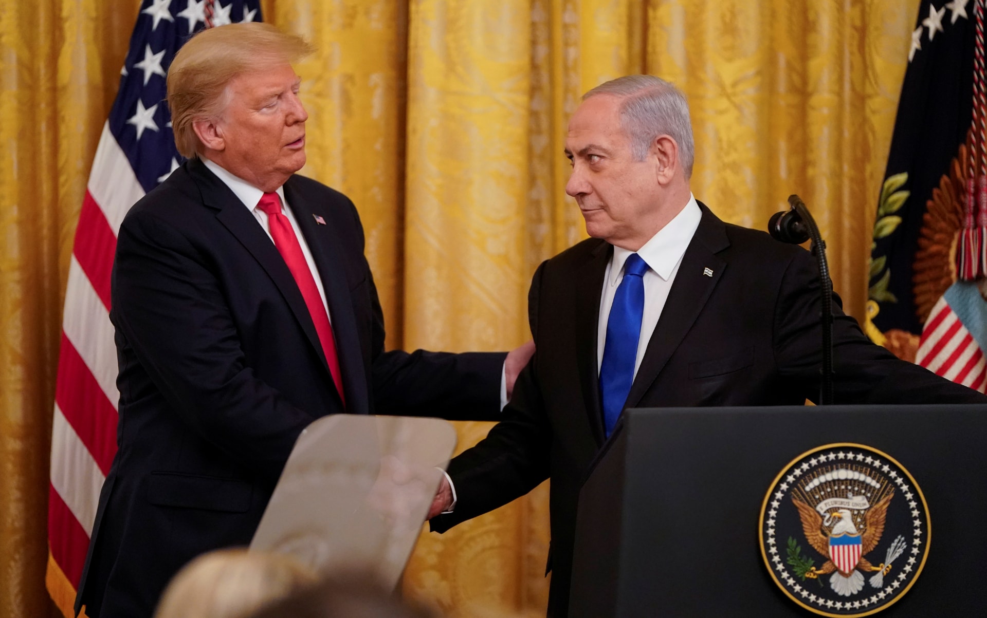 Israel suspende ataques ao Irã a pedido de Trump, diz autoridade