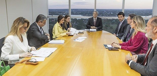Cármen Lúcia diz que a “democracia precisa ser defendida todos os dias”