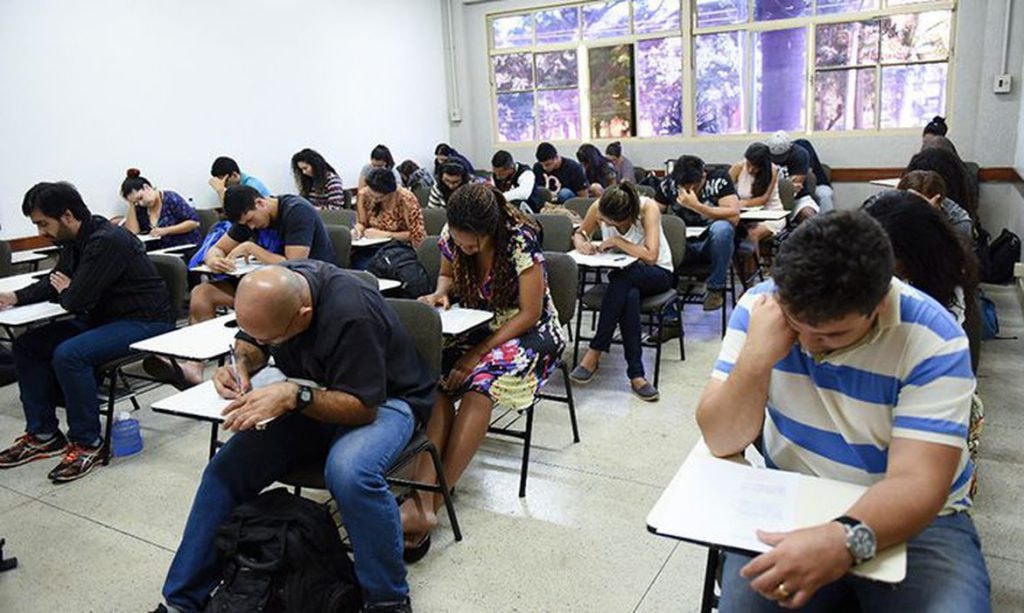 EJA: Estados da Amazônia Legal registram queda na taxa de analfabetismo