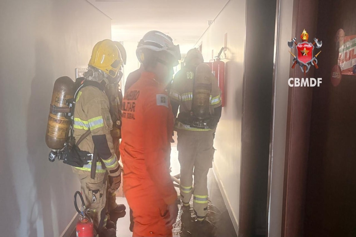 Duas mulheres passam mal durante incêndio em apartamento na Asa Norte