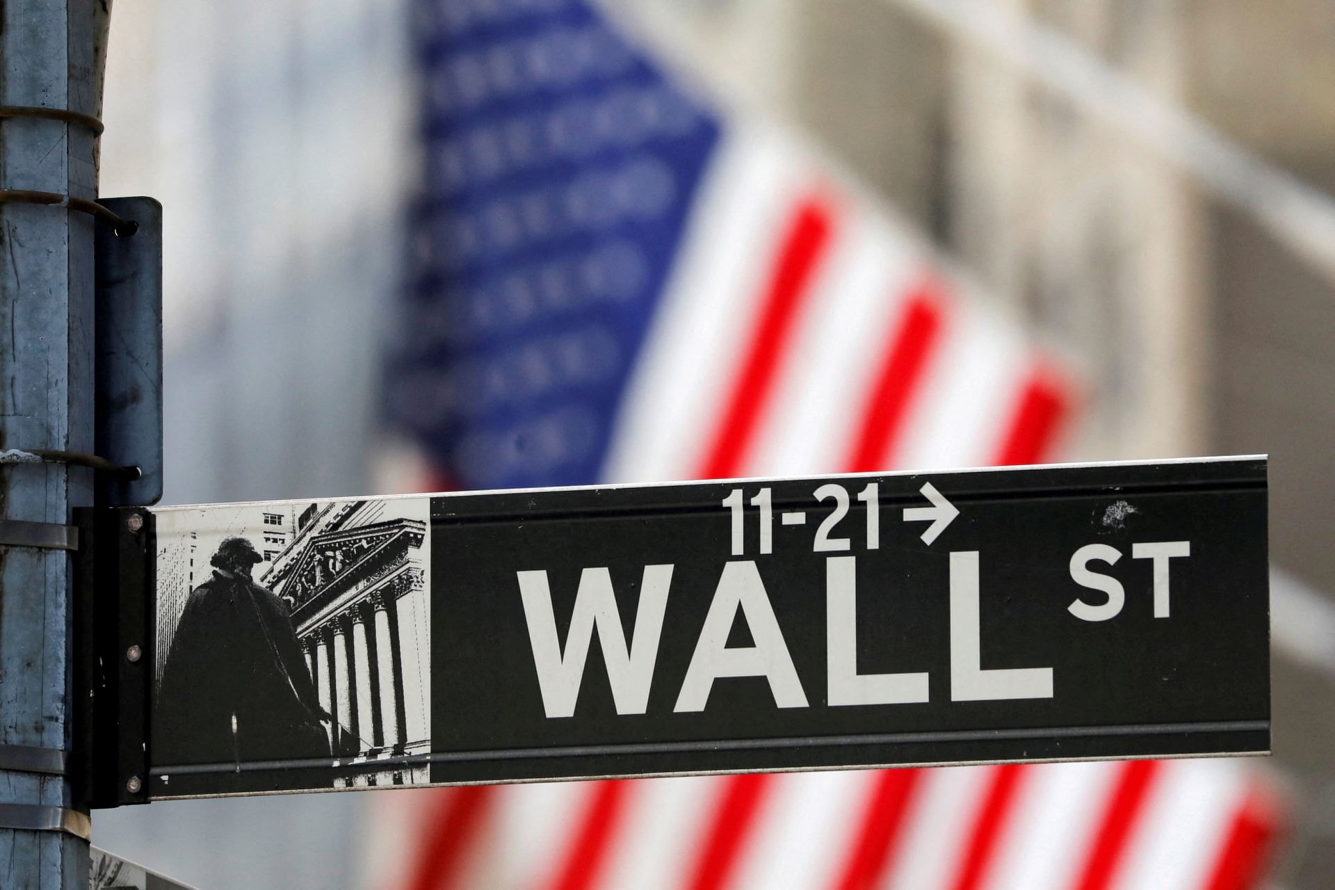 Bolsas de NY fecham em queda com retomada da alta dos juros longos dos EUA