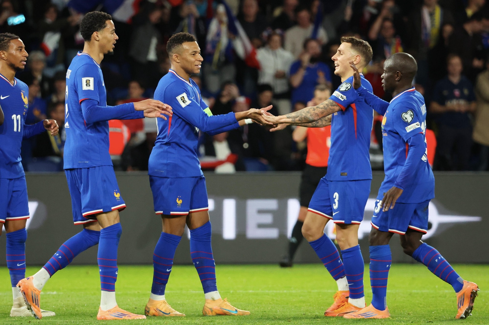 Atletas da França se irritam com possível redução de premiação na Copa
