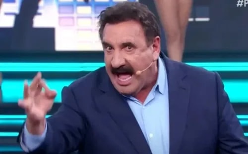 Ratinho quebra o silêncio sobre saída do SBT e revela destino