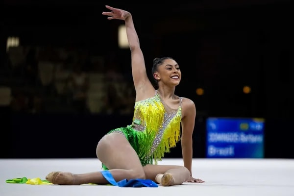 Bárbara Domingos promete "dar 1000%” por final na Ginástica Rítmica