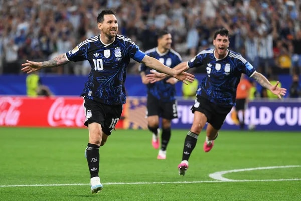 Messi x Vozinha: Argentina e Cabo Verde brigam por vaga nas oitavas