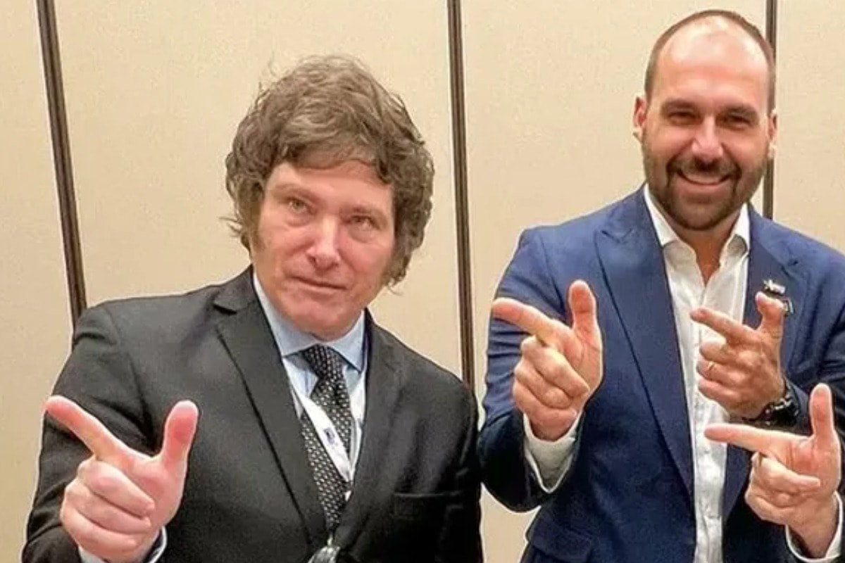 Eduardo Bolsonaro diz que Milei "foi muito educado" com Lula