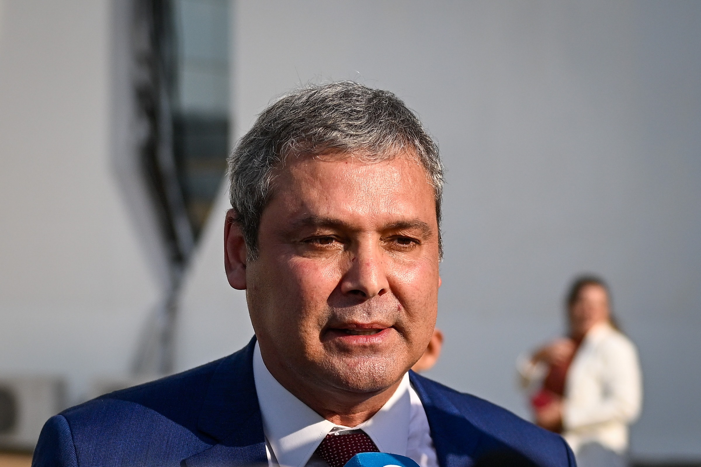 Lindbergh: Flávio segue roteiro de Bolsonaro ao questionar urnas