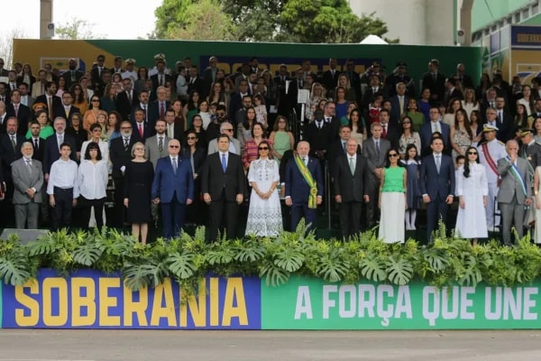 Veja imagens do 7 de Setembro em Brasília, no desfile pela soberania