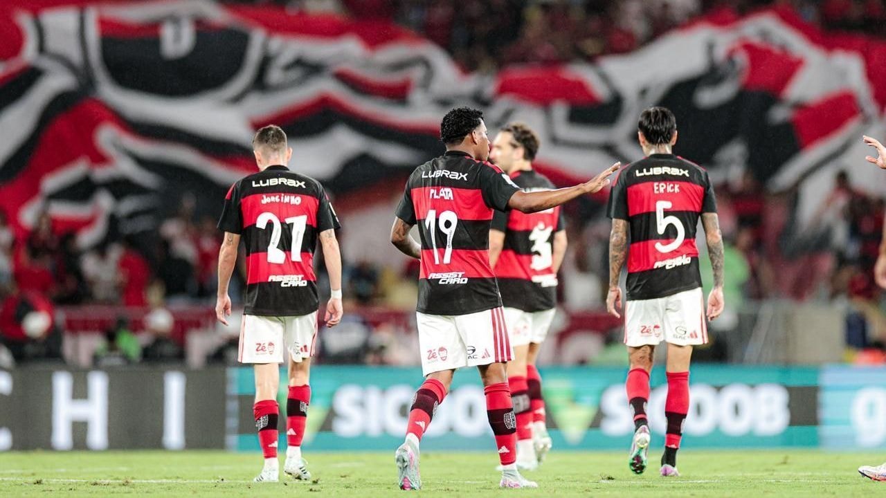 Lodi assume pênalti cometido na derrota do Atlético-MG: “Chutei o pé dele”