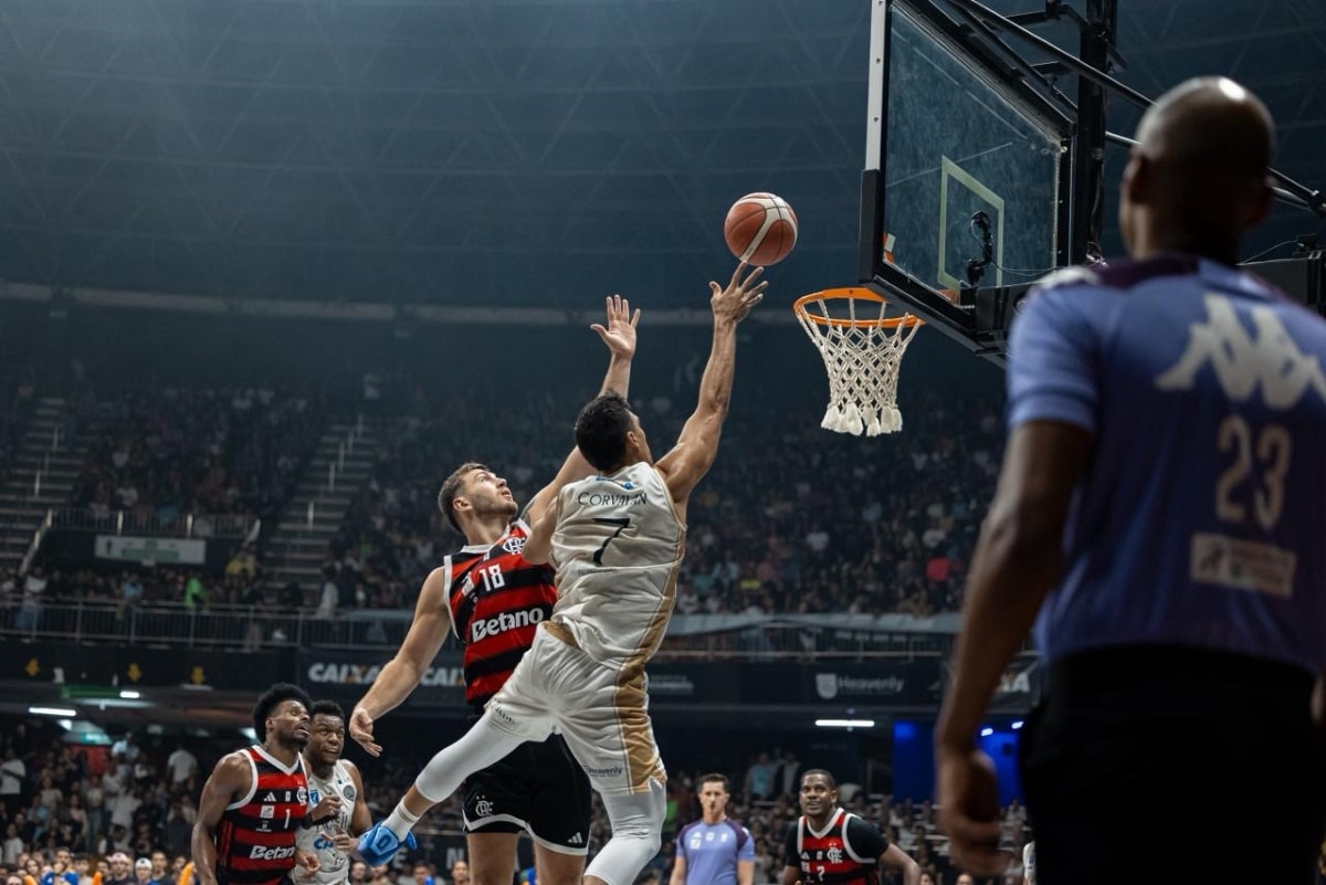 NBB: Brasília Basquete vence Flamengo e volta à semifinal após 10 anos