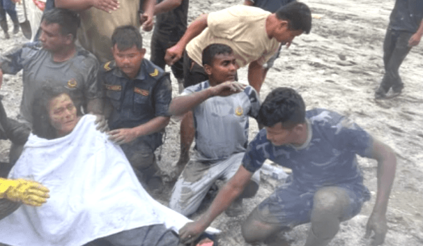 Nepal: mais de 1.350 mortos e 5 mil desaparecidos dez dias após enchentes