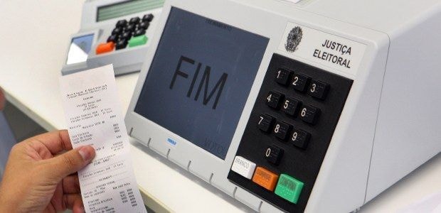 Veja o desempenho de Flávio Bolsonaro e Lula nas cidades brasileiras
