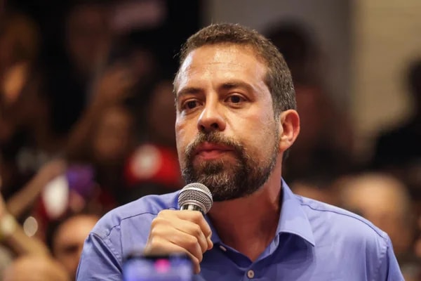 Entrevista: Guilherme Boulos, ministro da Secretaria-Geral de Lula