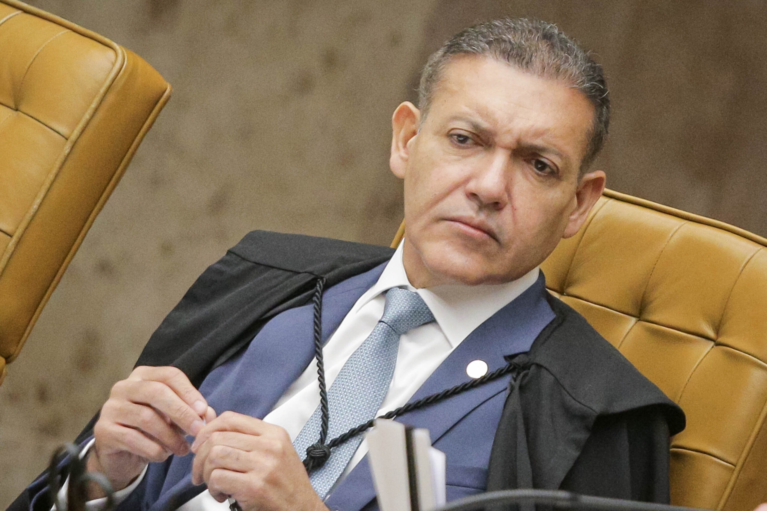 Em meio a crise, Nunes Marques marca reunião com campanhas de Lula e Flávio