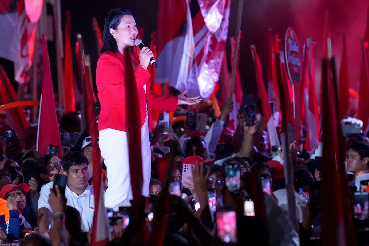 Eleições Peru: Keiko abre vantagem com 17 mil votos sobre Sánchez