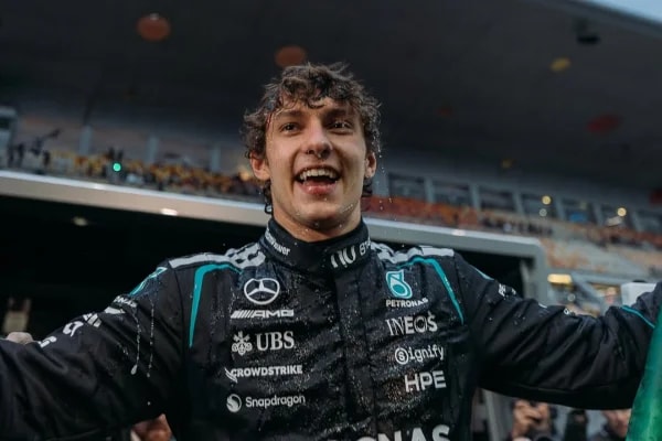 F1: Toto Wolff rejeita comparações entre Kimi Antonelli e Ayrton Senna
