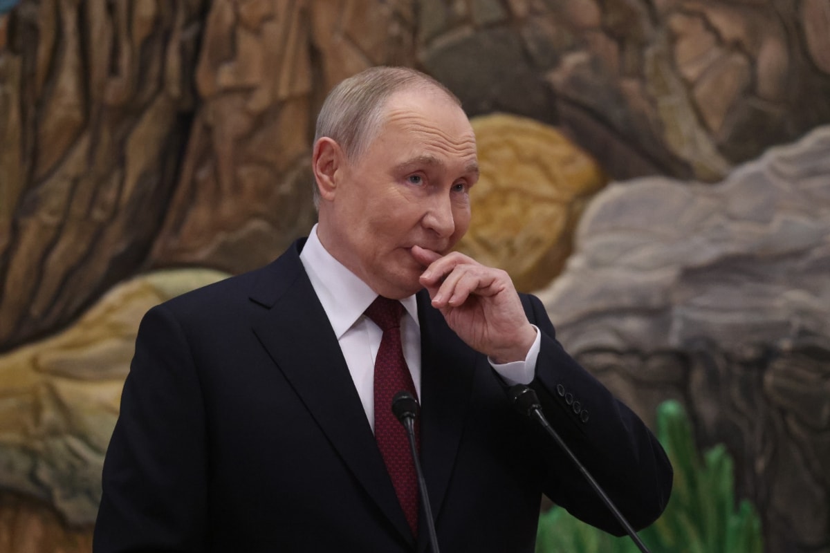 Rússia admite impacto negativo de crise em Ormuz e bloqueio dos EUA