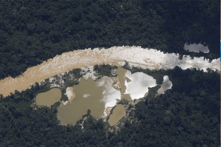 Garimpo fantasma é usado para “lavar” ouro ilegal na Amazônia, diz estudo