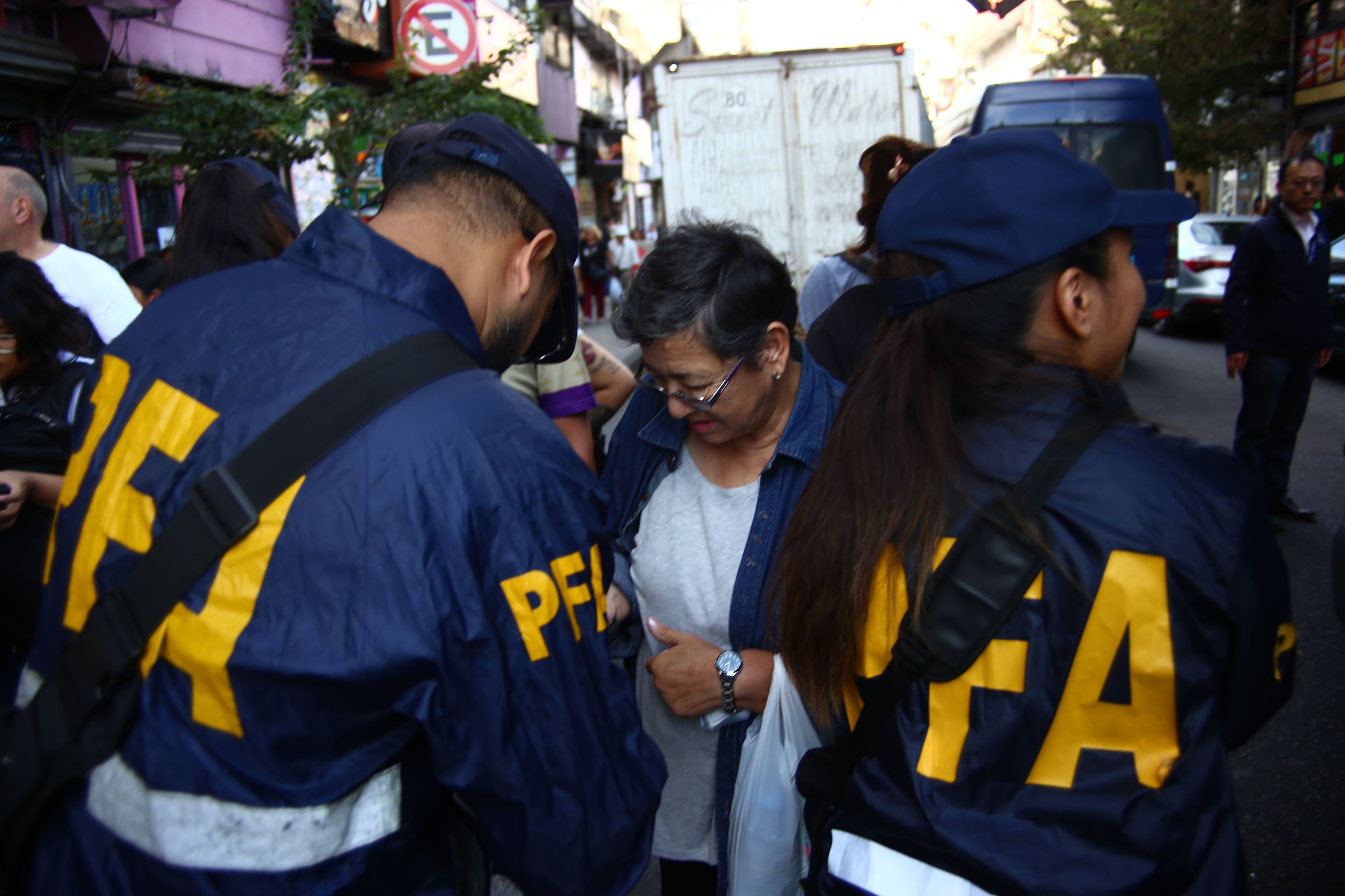 Quadrilha de brasileiros é presa nos EUA por golpes de vistos a imigrantes