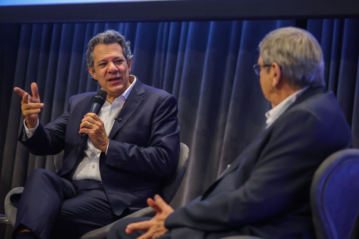 "Futuro do Brasil está em jogo", diz Haddad sobre Caso Master