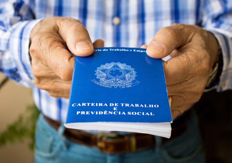 Maior número em 15 anos: inadimplência do consignado para CLT atingiu 10%