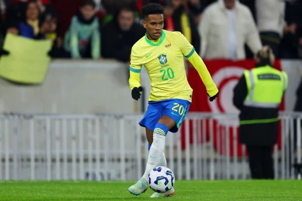 Ancelotti coloca Endrick, Estêvão e Rayan como futuro do Brasil