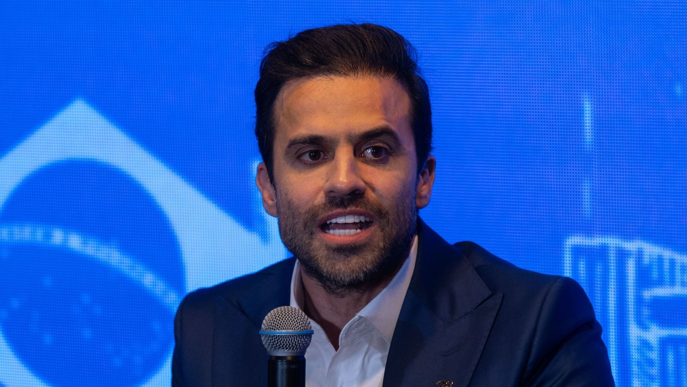 Leonardo Avalanche anuncia candidatura à Presidência no lugar de Marçal