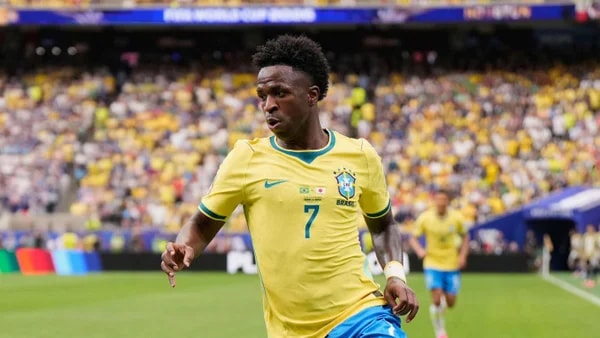Jornal aponta Brasil x Noruega como decisivo para a Bola de Ouro
