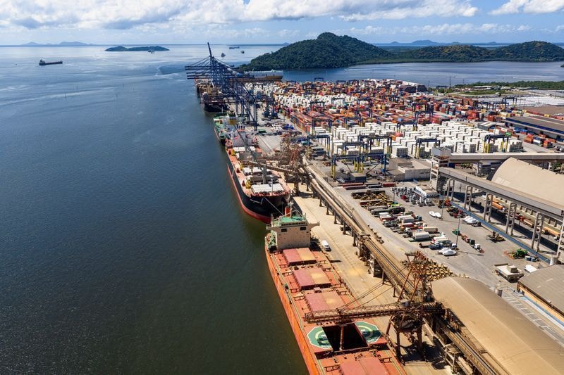 Plantio de soja no Paraná atinge 47% da área com atraso por chuvas