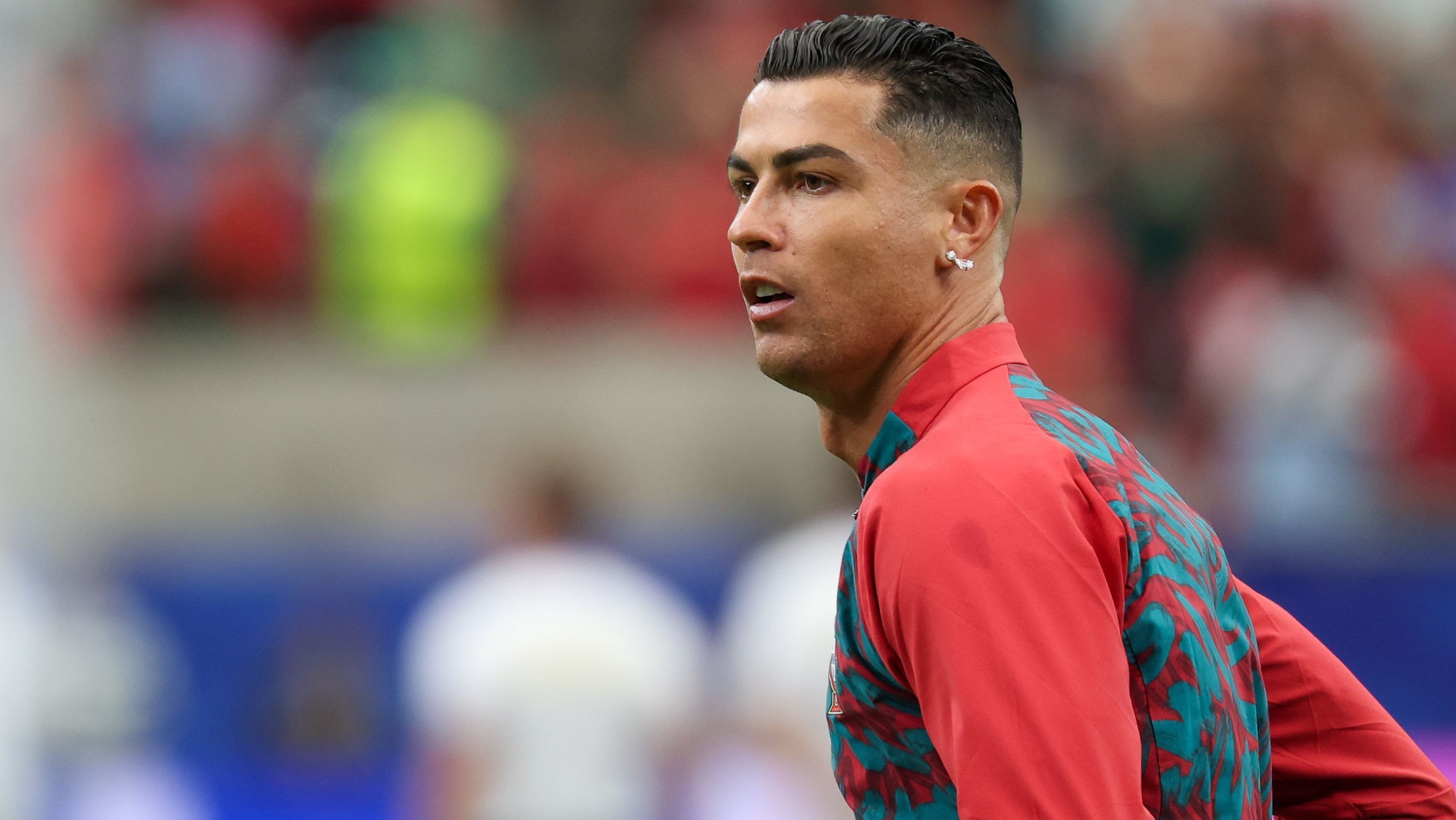 Henry aponta “egoísmo” de Cristiano Ronaldo em jogo da Copa do Mundo