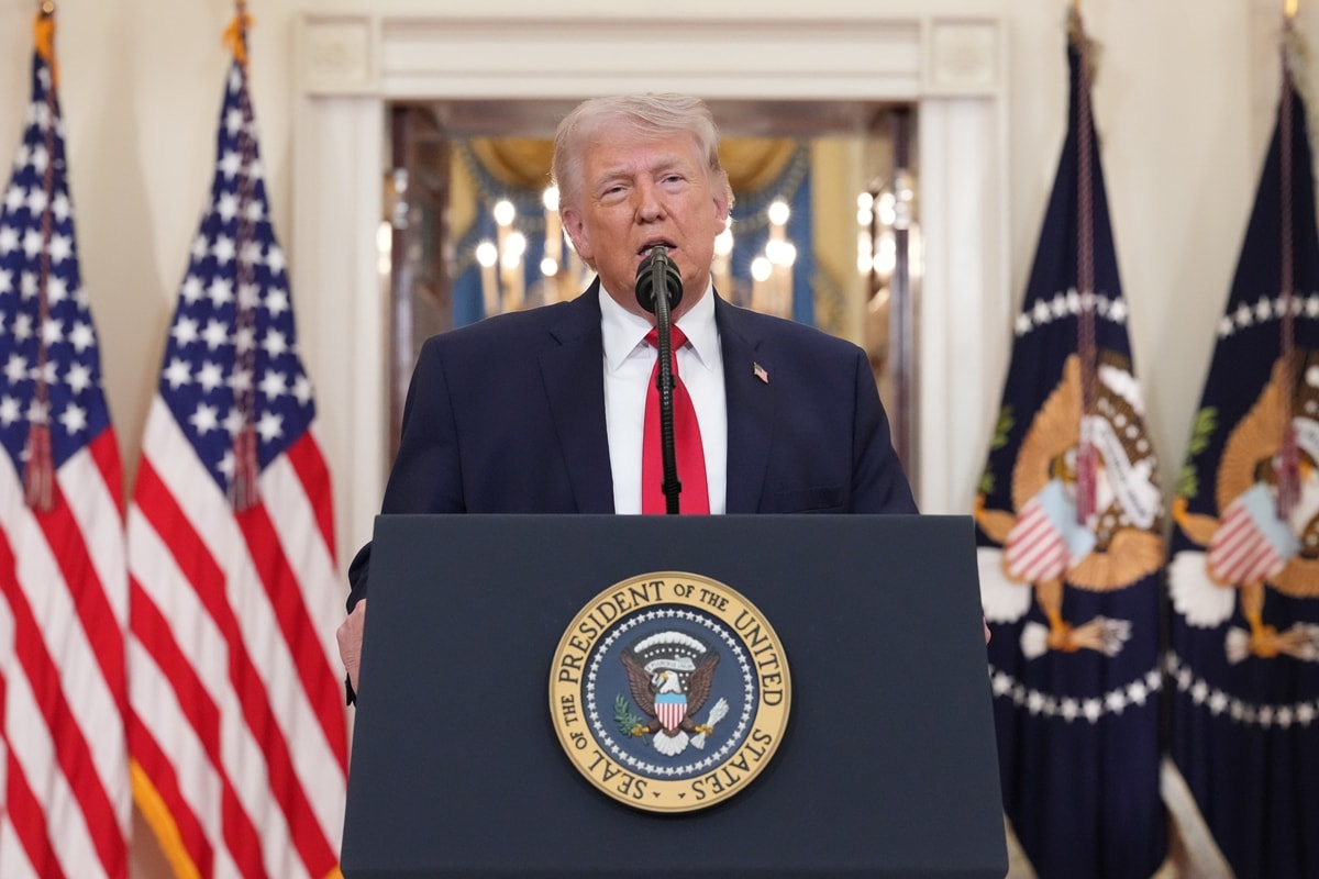 Câmara dos EUA aprova resolução que limita ações de Trump contra o Irã