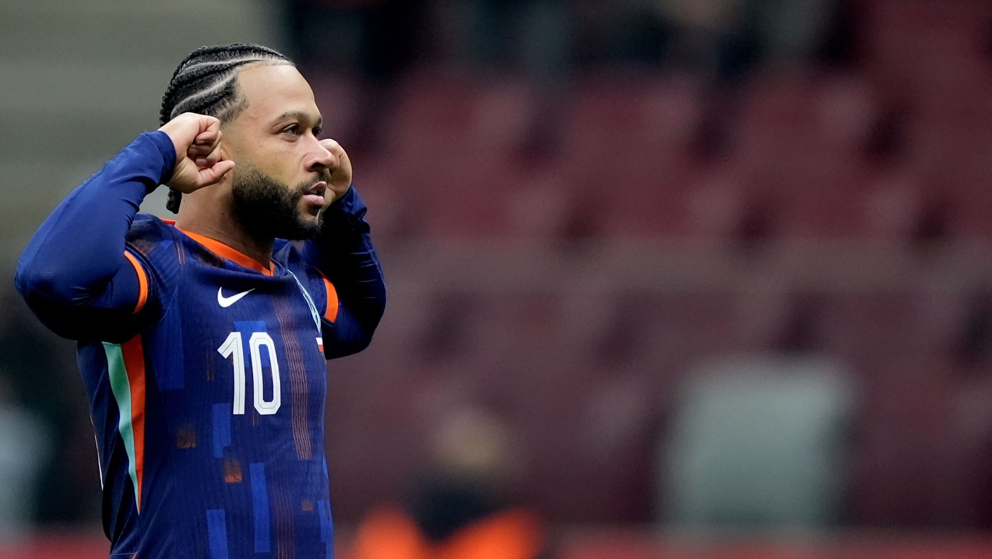 Entenda por que Memphis é banco em Holanda x Japão na estreia da Copa