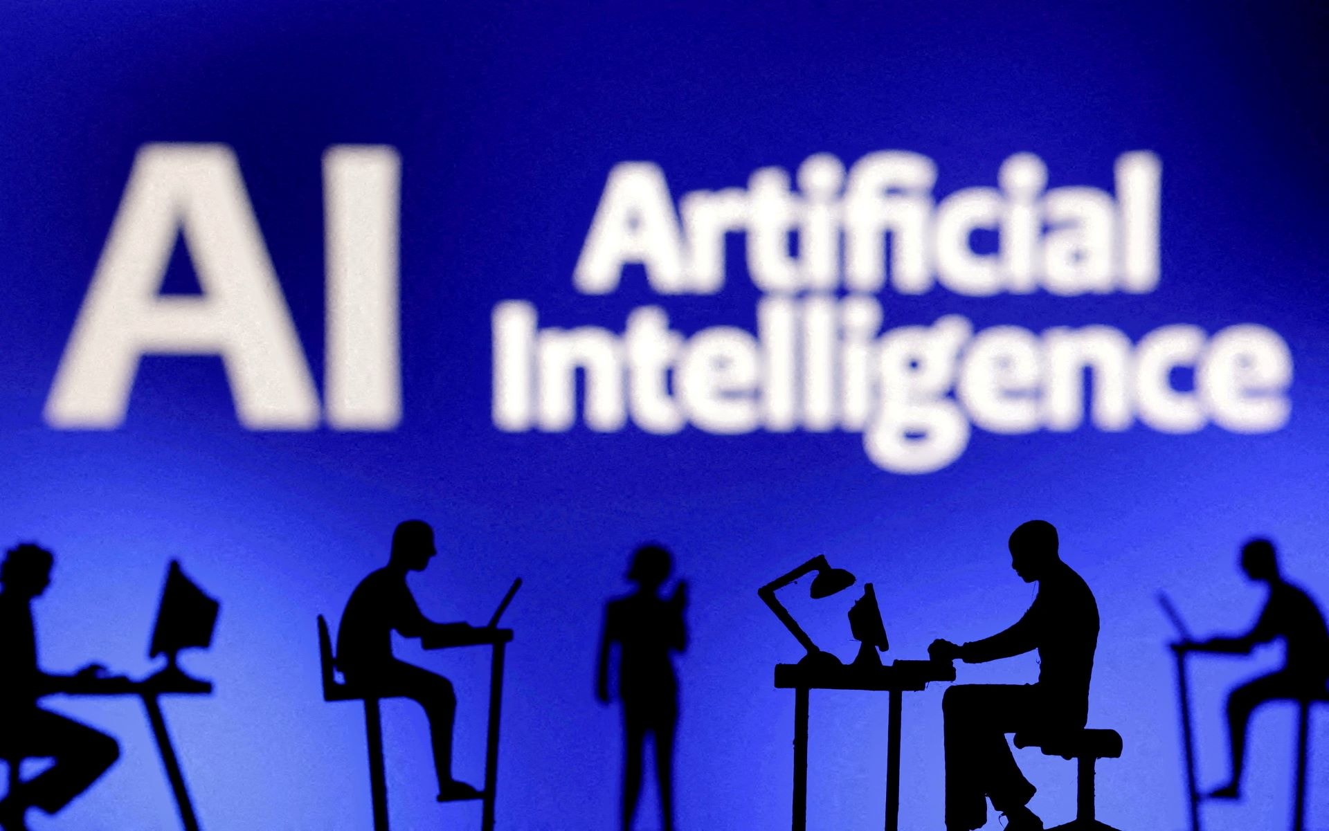 Resultados: Alphabet e Amazon superam Meta e Microsoft em IA e ações reagem